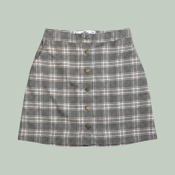 Hollister Dresses & Skirts - Hollister Skirt Women S Pink Black Ultra High-Rise Plaid Mini Button-Front Y2K